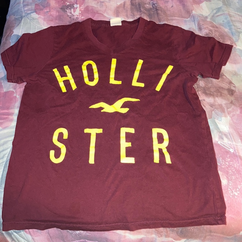 Hollister shirt